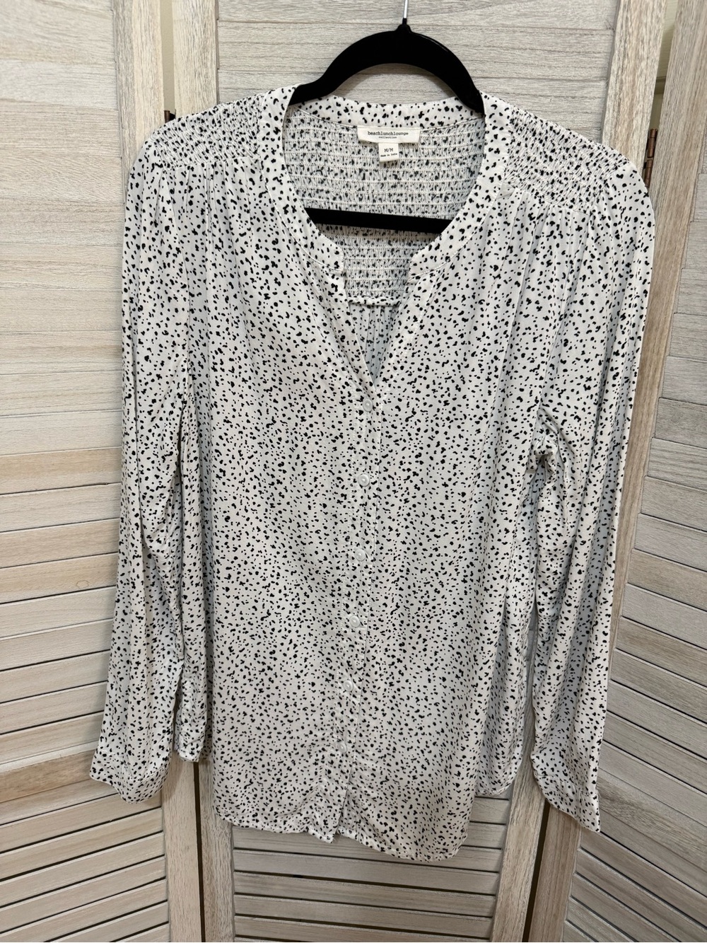 beachlunchlounge White Button-Front Blouse with Black Dot Print